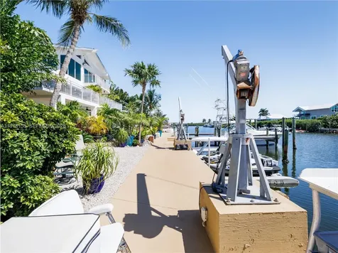 14 Avenue F Marathon FL 33050