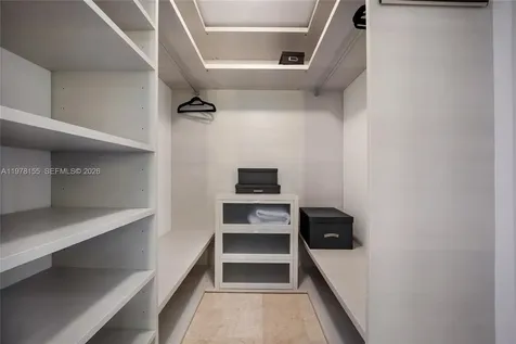 88 SW 7th Street Miami FL 33130