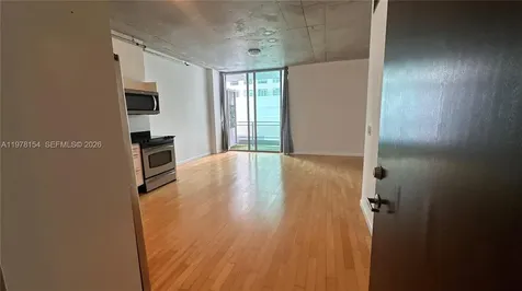 690 SW 1st Court Miami FL 33130