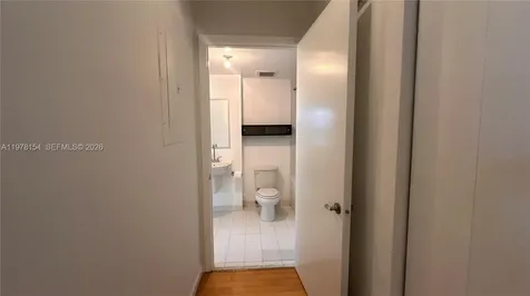 690 SW 1st Court Miami FL 33130