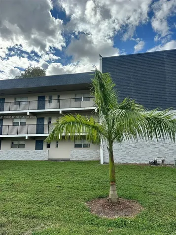 8000 Fairview Drive Tamarac FL 33321