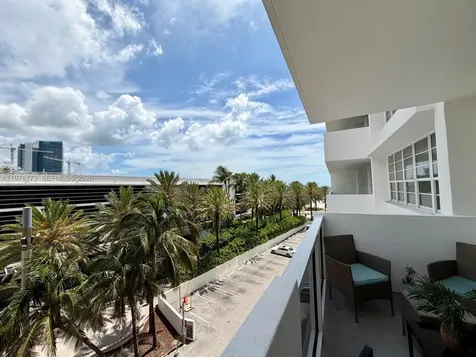 100 Lincoln Road Miami Beach FL 33139