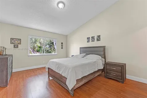 772 NW 132nd Avenue Plantation FL 33325
