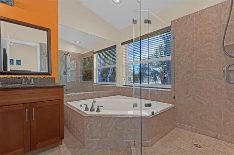 772 NW 132nd Avenue Plantation FL 33325