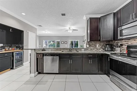 772 NW 132nd Avenue Plantation FL 33325