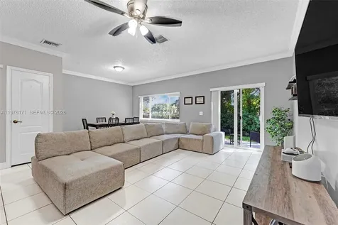772 NW 132nd Avenue Plantation FL 33325