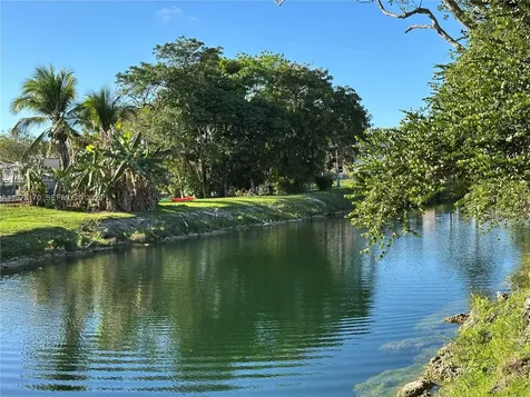 17010 SW 77th Avenue Palmetto Bay FL 33157
