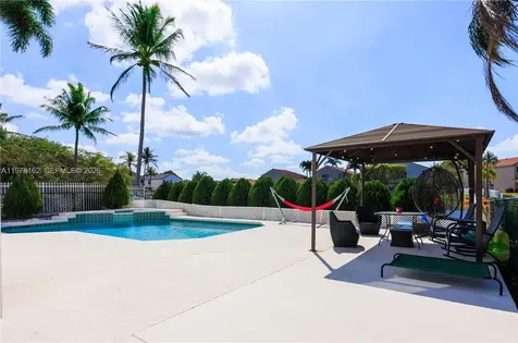 18438 NW 11th Street Pembroke Pines FL 33029