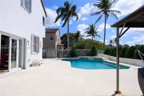18438 NW 11th Street Pembroke Pines FL 33029