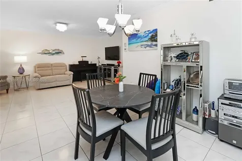 580 Egret Drive Hallandale Beach FL 33009