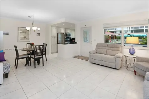580 Egret Drive Hallandale Beach FL 33009