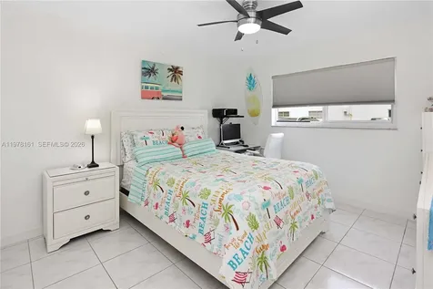 580 Egret Drive Hallandale Beach FL 33009