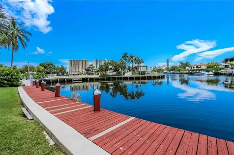 580 Egret Drive Hallandale Beach FL 33009