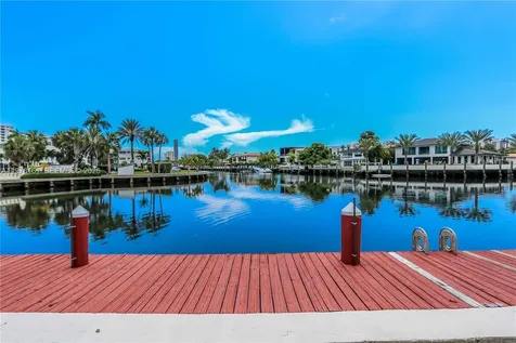 580 Egret Drive Hallandale Beach FL 33009