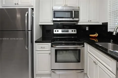580 Egret Drive Hallandale Beach FL 33009