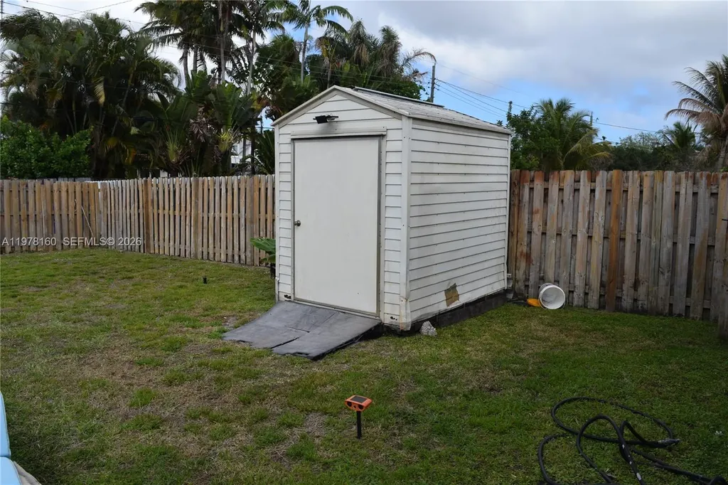 5317 Van Buren Street Hollywood FL 33021