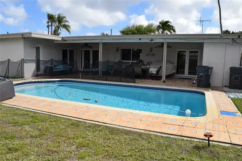 5317 Van Buren Street Hollywood FL 33021