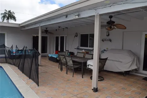 5317 Van Buren Street Hollywood FL 33021