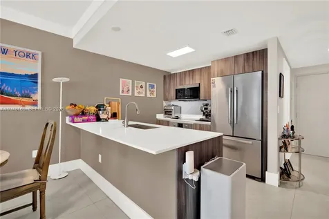 488 NE 18th Street Miami FL 33132