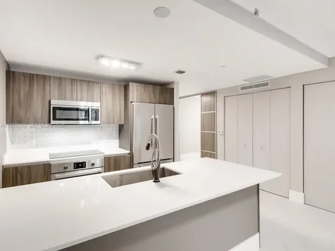 488 NE 18th Street Miami FL 33132