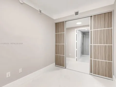 488 NE 18th Street Miami FL 33132