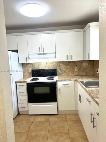 5100 SW 64th Avenue Davie FL 33314