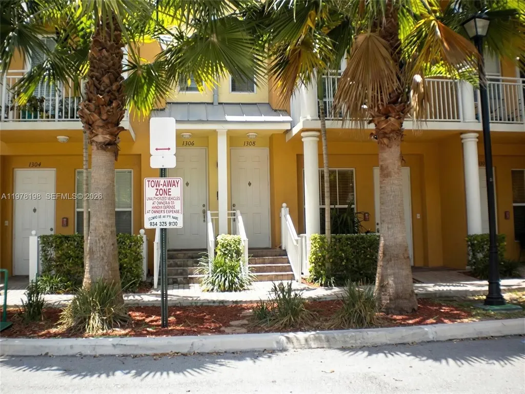 1308 SW 3rd Court Fort Lauderdale FL 33312