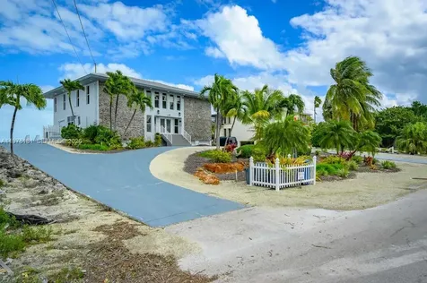 82 Tingler Lane Marathon FL 33050