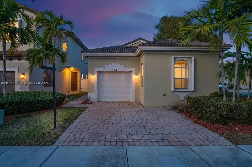 3983 NE 12th Drive Homestead FL 33033