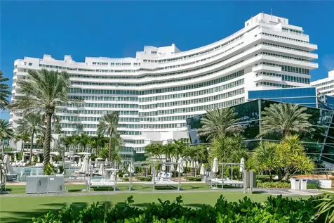 4391 Collins Avenue Miami Beach FL 33140