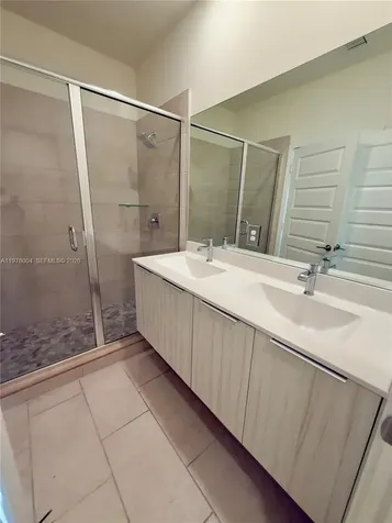 4761 NW 84th Avenue Doral FL 33166