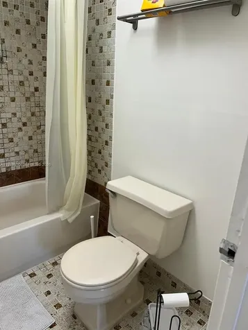 8075 SW 107th Avenue Miami FL 33173
