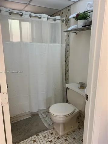 8075 SW 107th Avenue Miami FL 33173