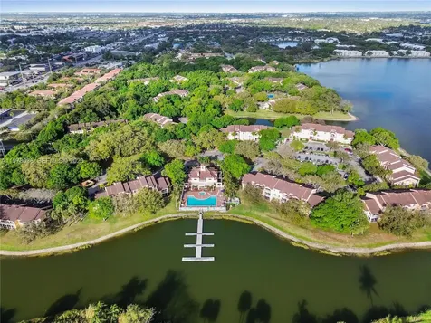 2662 NW 33rd Street Oakland Park FL 33309