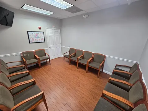 201 SW 84th Avenue Plantation FL 33324