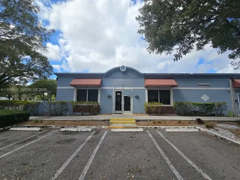201 SW 84th Avenue Plantation FL 33324