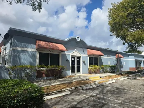 201 SW 84th Avenue Plantation FL 33324