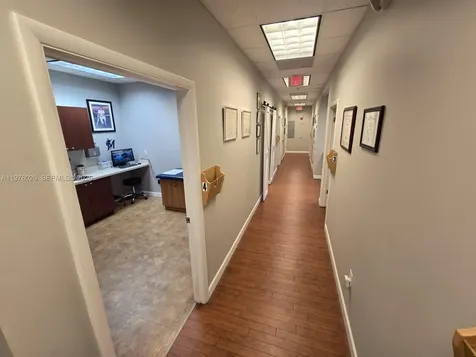 201 SW 84th Avenue Plantation FL 33324