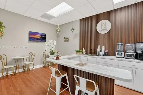 Beauty Service Spa For Sale In Doral Doral FL 33178