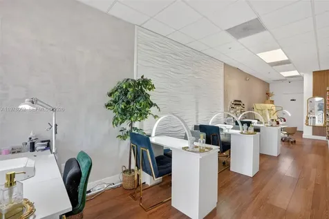 Beauty Service Spa For Sale In Doral Doral FL 33178