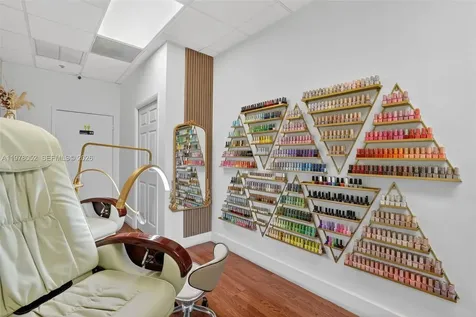 Beauty Service Spa For Sale In Doral Doral FL 33178