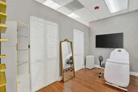 Beauty Service Spa For Sale In Doral Doral FL 33178