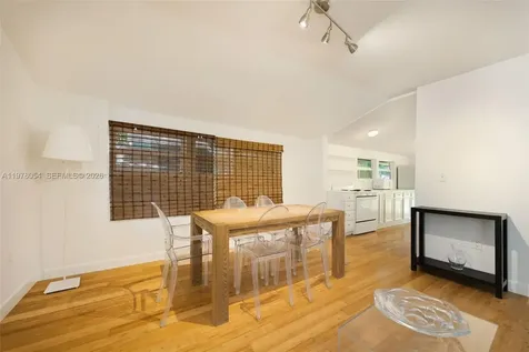 3041 Calusa Street Coconut Grove FL 33133