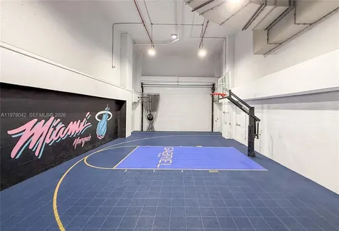 1100 Biscayne Boulevard Miami FL 33132