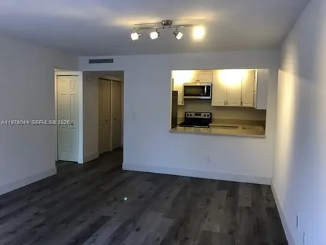 9301 SW 92nd Avenue Miami FL 33176