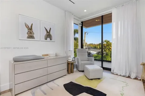 5701 N Bay Road Miami Beach FL 33140