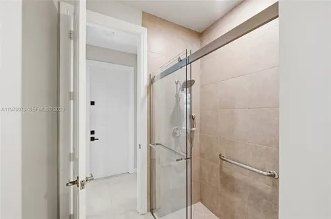 1397 Victoria Isle Drive Weston FL 33327