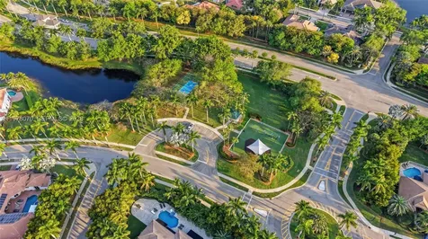 1397 Victoria Isle Drive Weston FL 33327