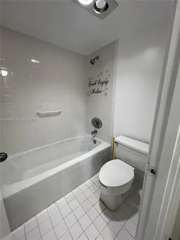 3701 N Country Club Drive Aventura FL 33180