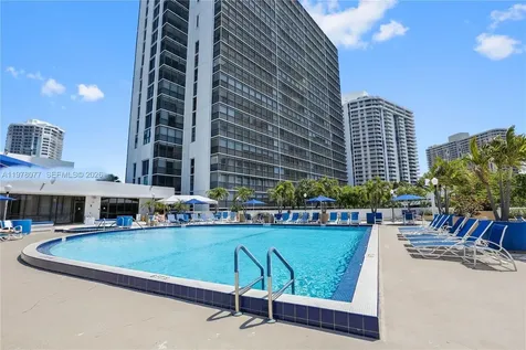 3701 N Country Club Drive Aventura FL 33180